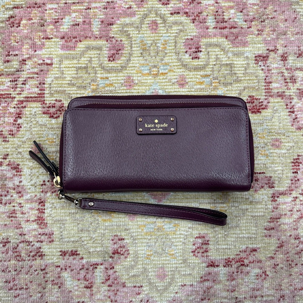 Kate Spade Grove Street Anita Double Zip Wristlet in Deepplum